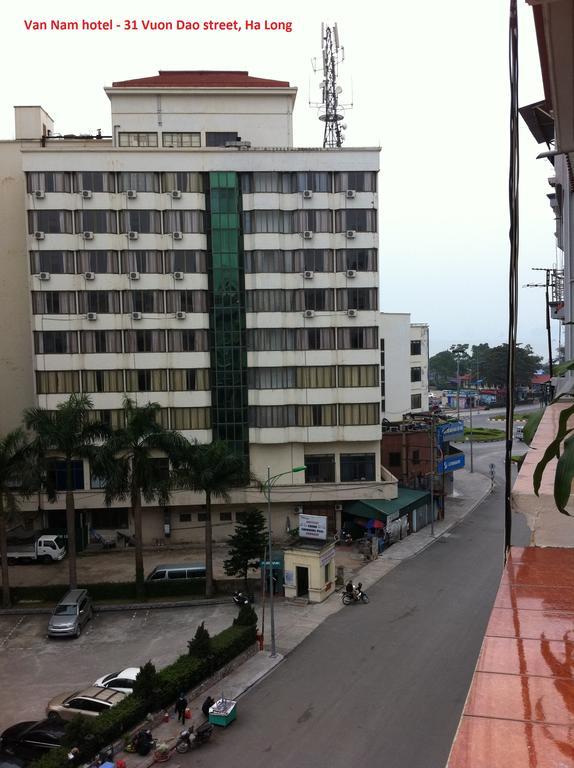 Van Nam Hotel Hạ Long Exterior foto